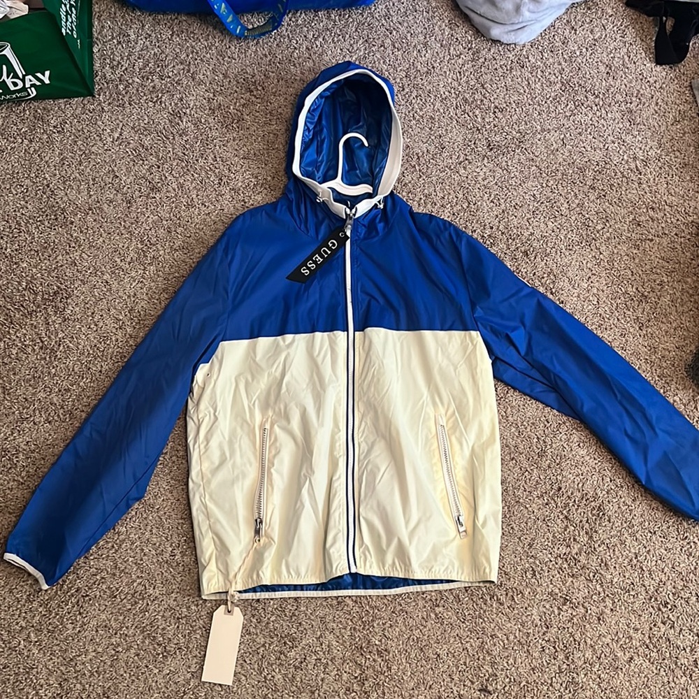 Guess windbreaker